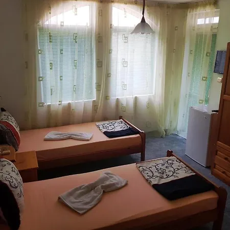 Flora 3* Kiten (Burgas)